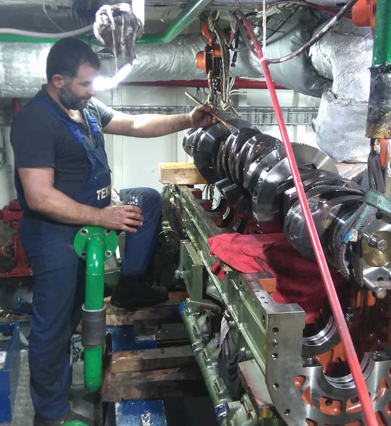lefkas-marine-service-engine-repair